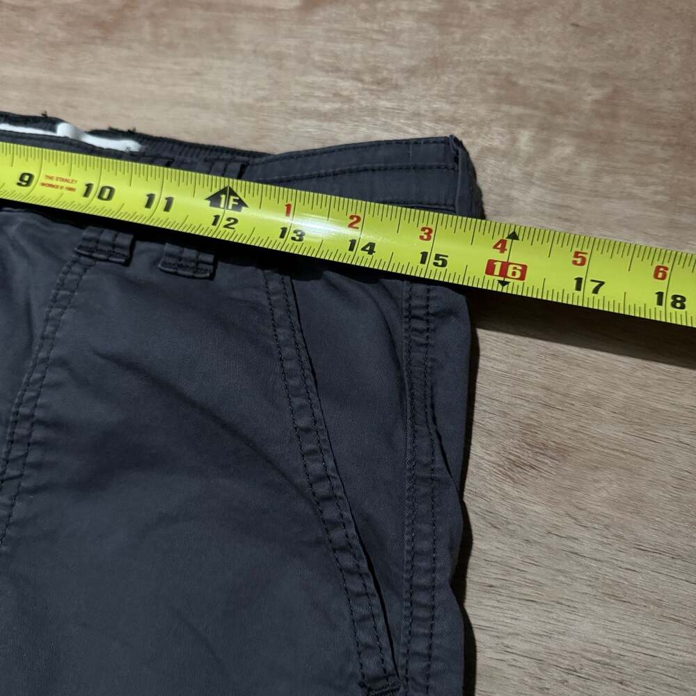 Hollister Low-Rise Super Baggy Cargo Pants - Picture 6 of 6